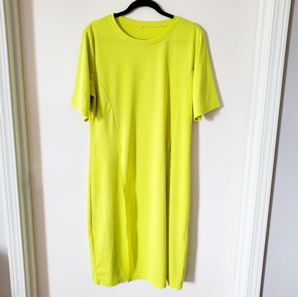 Neon Green Split Longline Tee/ Sz 2X(16)